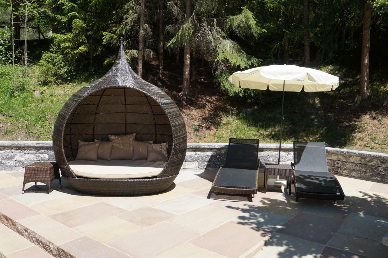 Gaestehaus Almrausch, Ferienanlage Mit Pool 那塞雷思 外观 照片