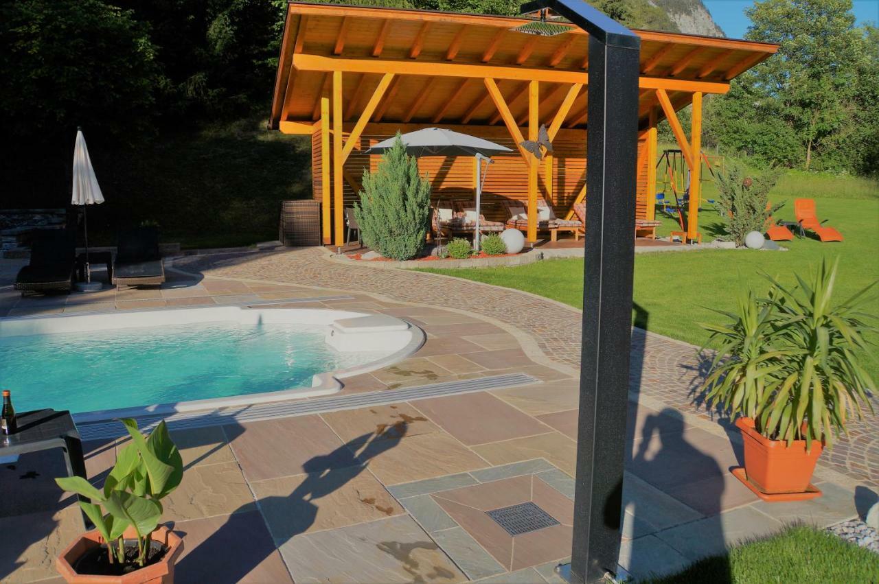 Gaestehaus Almrausch, Ferienanlage Mit Pool 那塞雷思 外观 照片